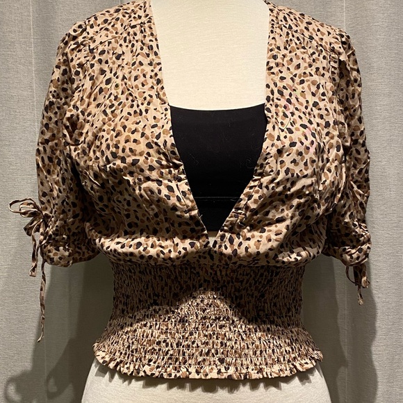 NWT Abercrombie blouse - Picture 3 of 5